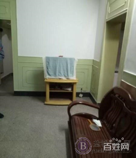 毓龙组团 1100元 3室2厅1卫 普通装修,少有